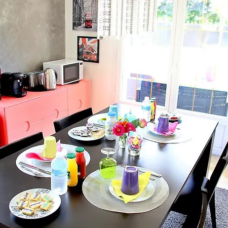 L'eden Orly Aeroport ゲストハウス